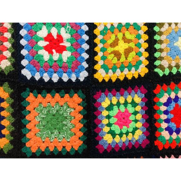 Vintage Hand Crochet Afghan Throw Granny Squares Retro Black Rainbow 70s Cottage - Picture 4 of 11